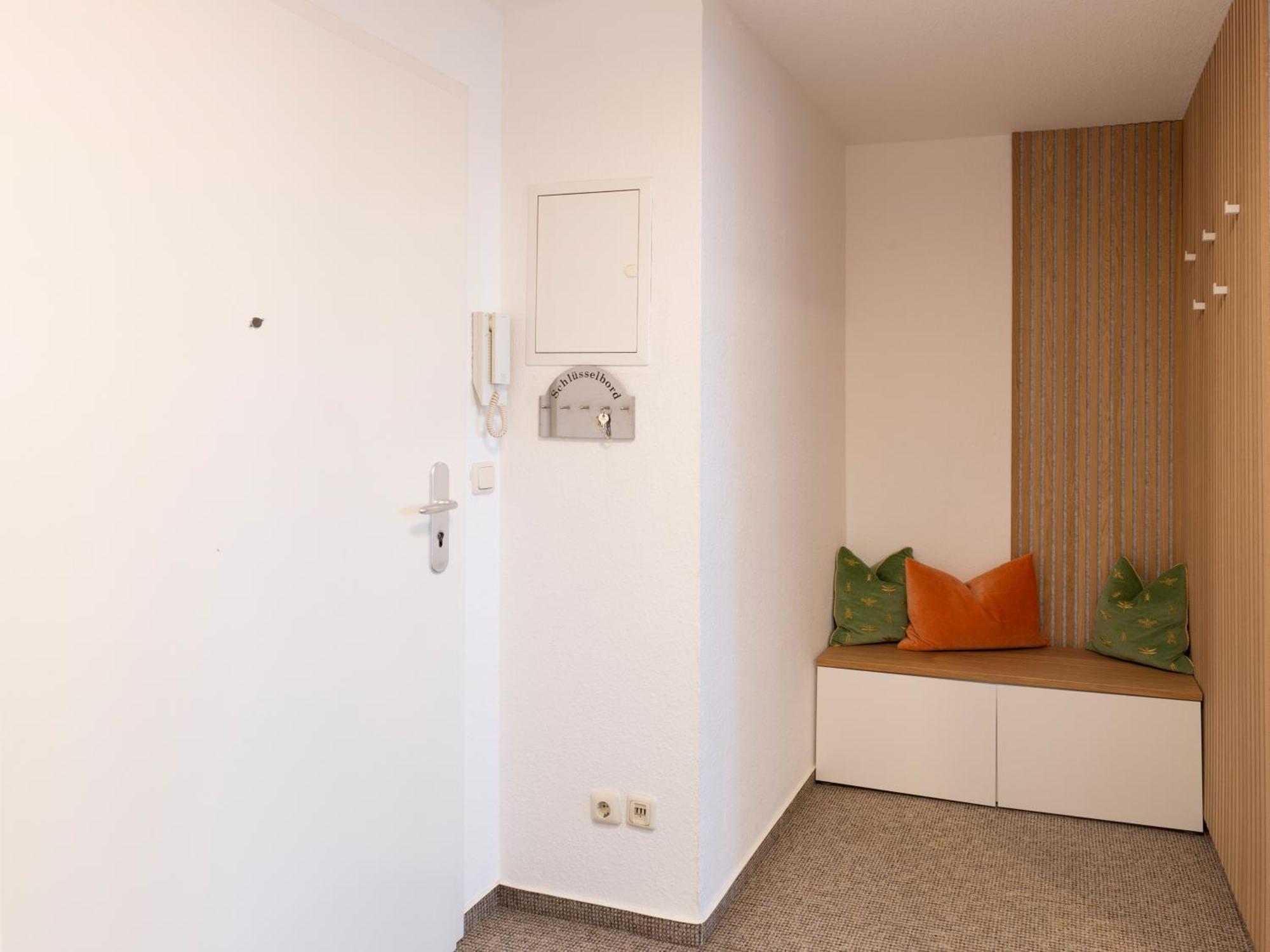 Schlosskoenig - Modernes & Zentrales Apartment Mit Balkon Und Arbeitsplatz Шверин Экстерьер фото